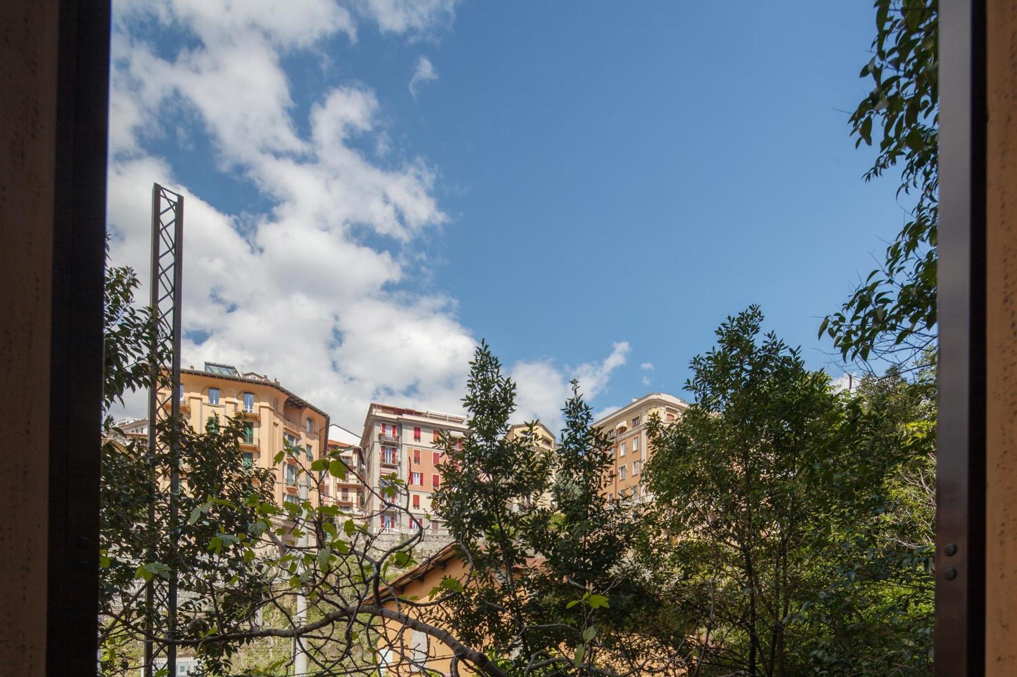 Cinque Terre Charme Rooms ลาสเปเซีย ภายนอก รูปภาพ
